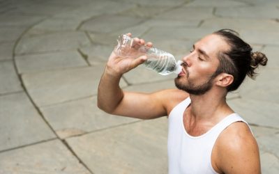 How much water should you drink when running?